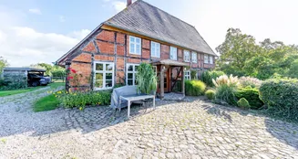 von_poll_real_estate_property_25270011_image_4