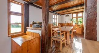 von_poll_real_estate_property_25270011_image_14