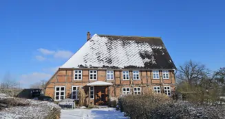 von_poll_real_estate_property_25270011_image_0