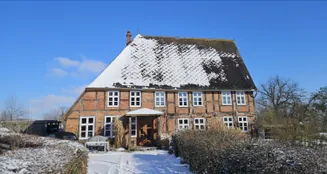 von_poll_real_estate_property_25270011_image_1