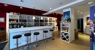 von_poll_real_estate_property_25270506_image_9