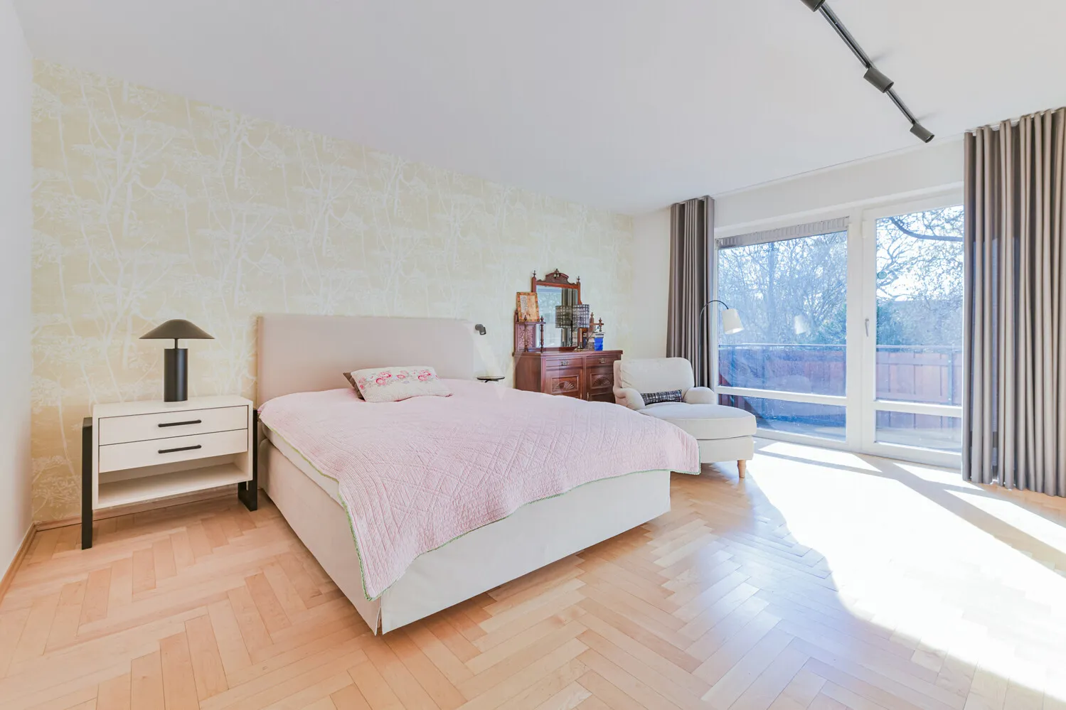 Schlafzimmer EG