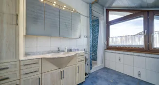 von_poll_real_estate_property_25168010_image_12