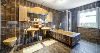 von_poll_real_estate_property_25168010_image_10