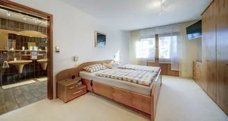 von_poll_real_estate_property_25168010_image_9