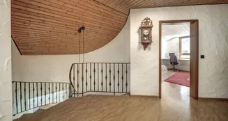 von_poll_real_estate_property_25168010_image_17