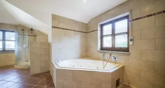 von_poll_real_estate_property_26168001_image_9