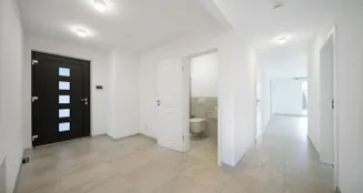 von_poll_real_estate_property_26168005_image_4