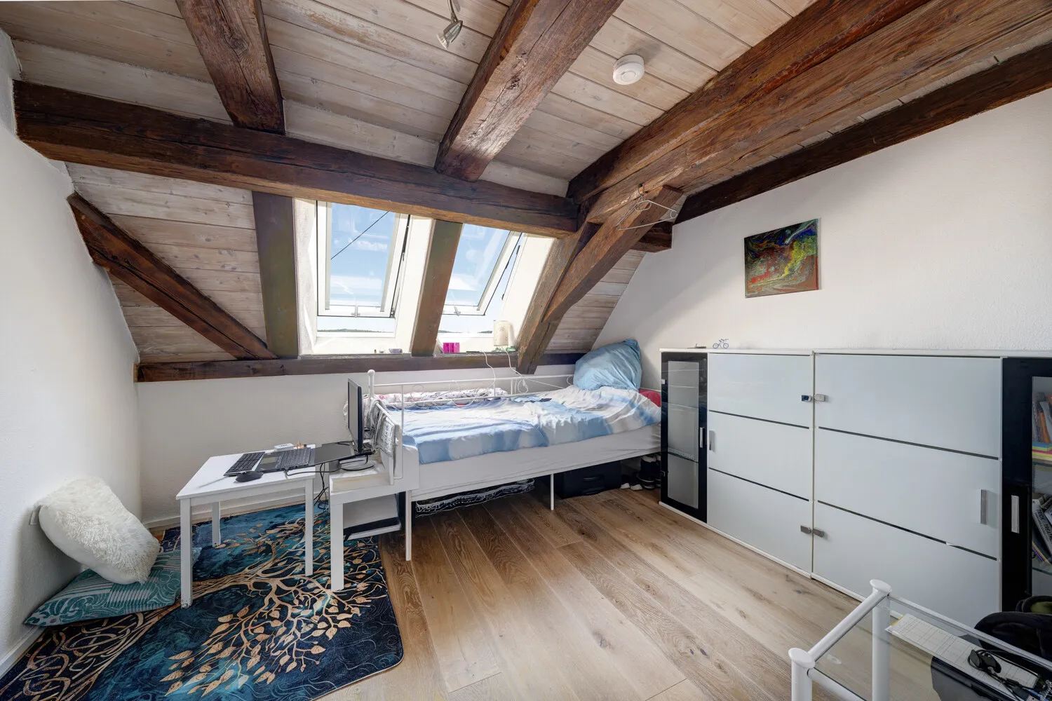 Schlafzimmer 4
