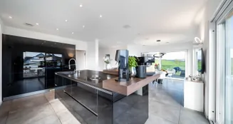 von_poll_real_estate_property_24168017_image_4