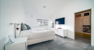 von_poll_real_estate_property_24168017_image_10