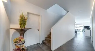 von_poll_real_estate_property_24168017_image_3