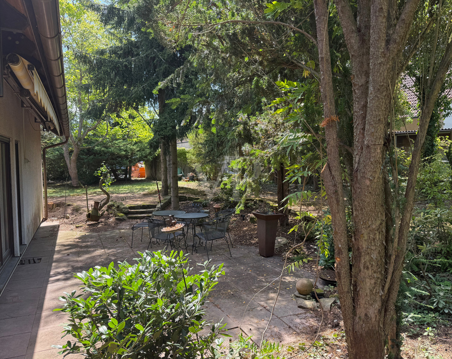 Ansicht Garten und Terrasse