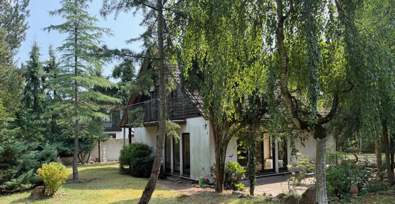 Hausansicht vom Garten