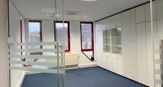 von_poll_real_estate_property_25249007HLP_image_12