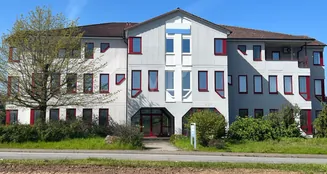 von_poll_real_estate_property_25249007HLP_image_0