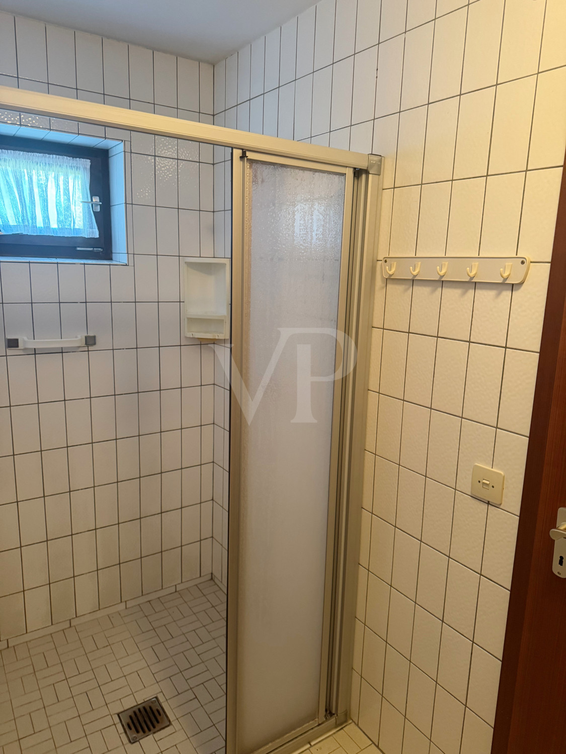 Dusche EG