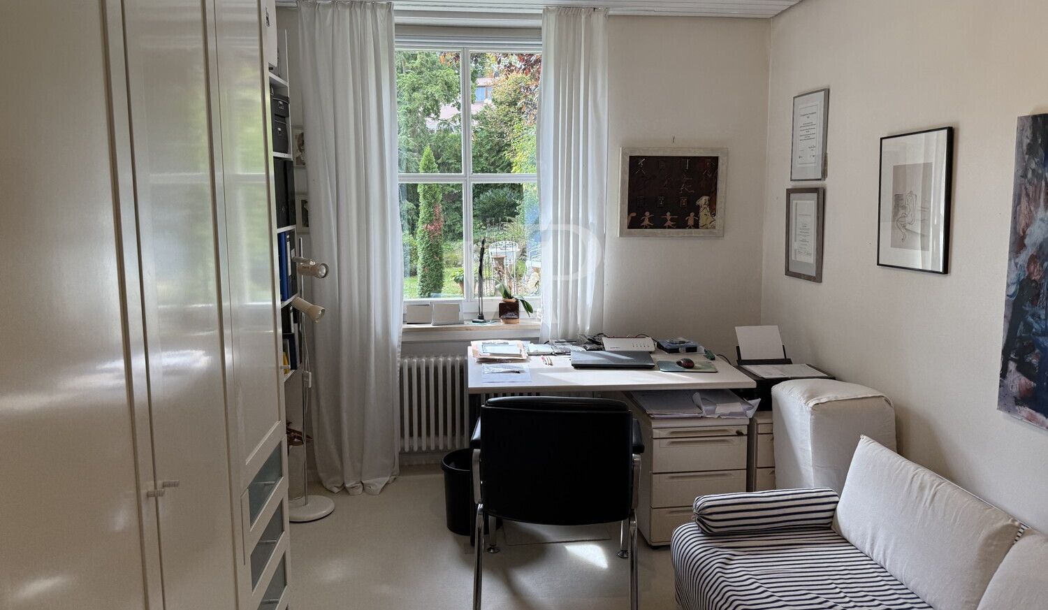 Ansicht Zimmer (Büro)