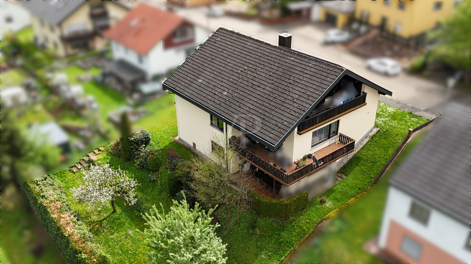 Hausansicht Balkon