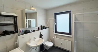 von_poll_real_estate_property_25249012_image_4