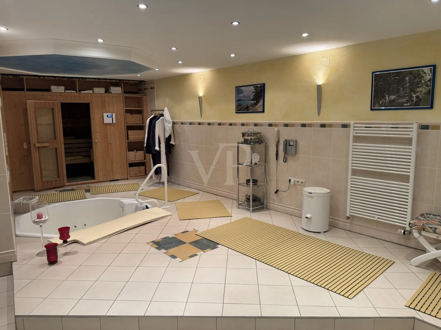 Sauna Whirlpool UG