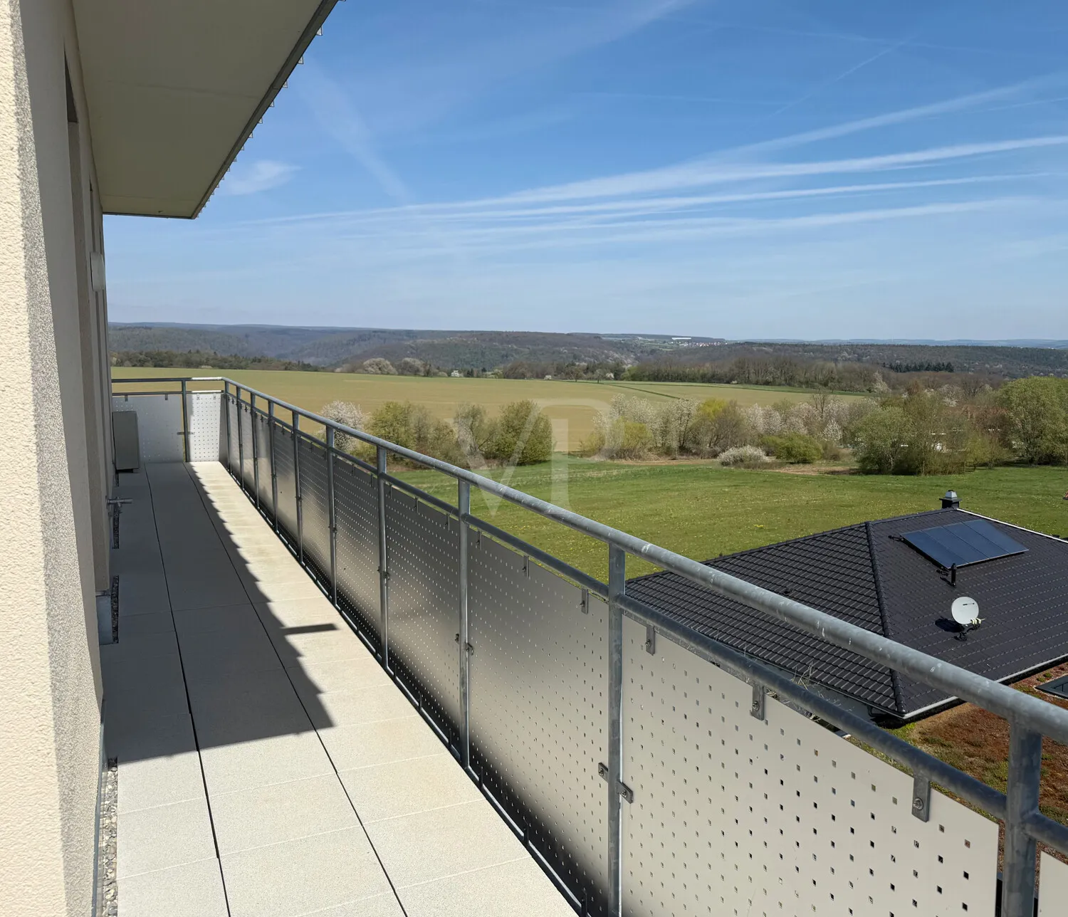 umlaufender Balkon