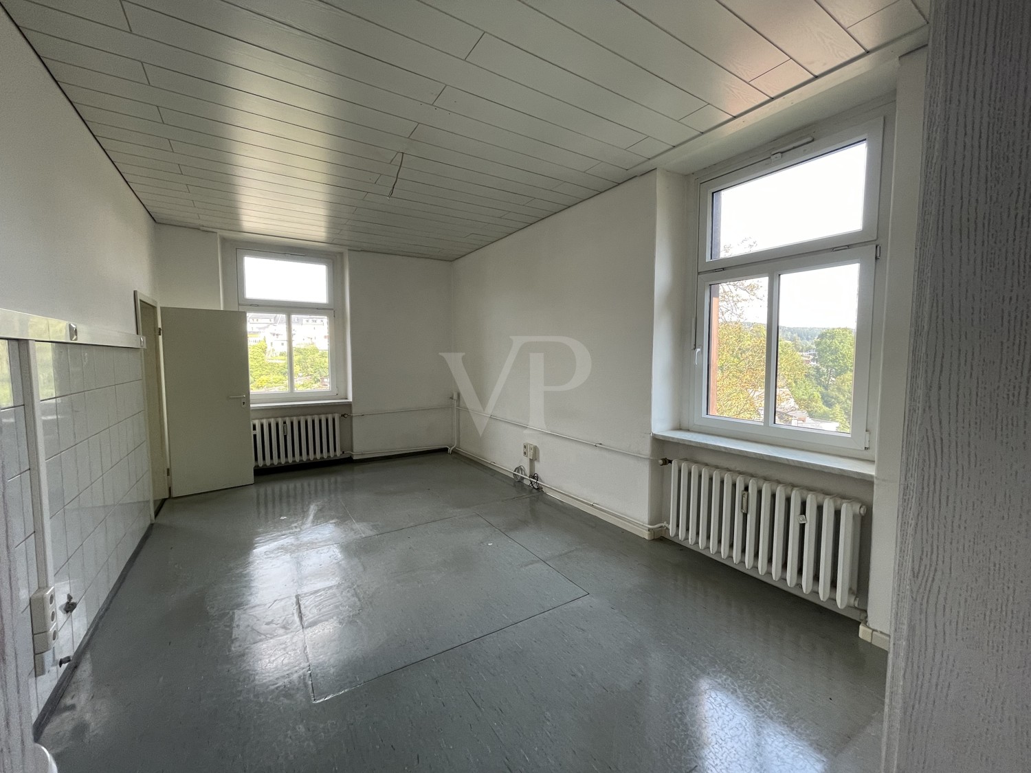 ÄRZTEHAUS mit 44.000 € Kaltmiete p.a. und Potential auf ca. 67.000 € p.a.