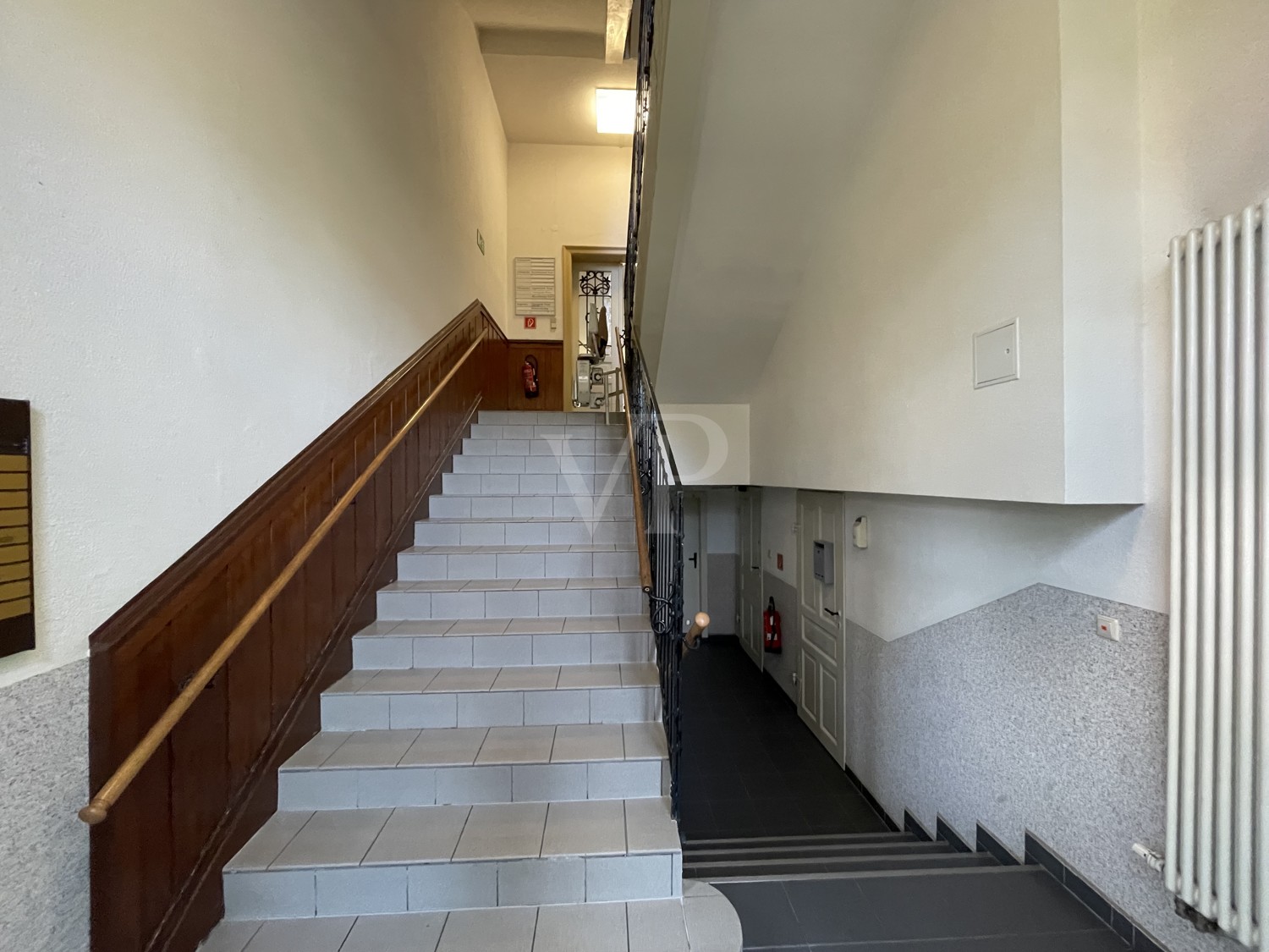 Aufgang ins Obergeschoss Treppenflur
