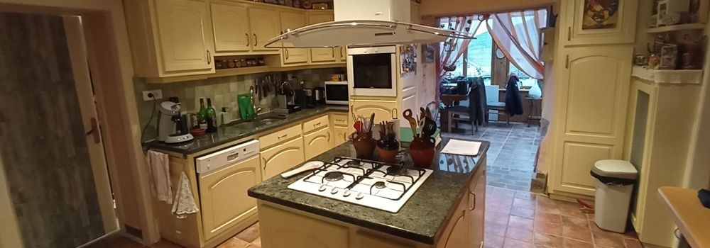 Einfamilienhaus mit grossem Umschwung