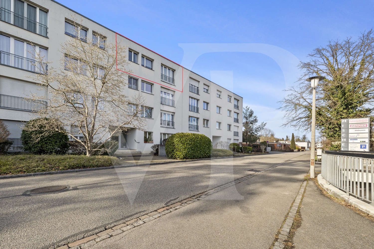 Moderne 3,5 Zimmerwohnung in Reinach