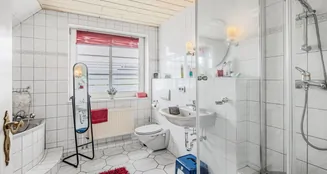 von_poll_real_estate_property_25053062_image_11