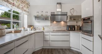 von_poll_real_estate_property_25053062_image_5