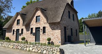 von_poll_real_estate_property_25053072_image_0