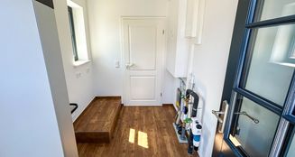 von_poll_real_estate_property_25053072_image_14