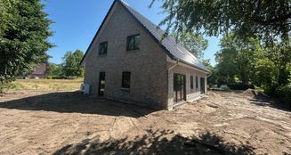 von_poll_real_estate_property_25053048_image_0