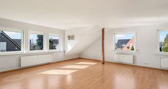von_poll_real_estate_property_25053037_image_0
