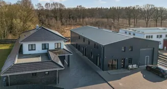 von_poll_real_estate_property_25053042_image_0