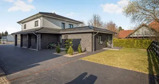 von_poll_real_estate_property_25053042_image_2