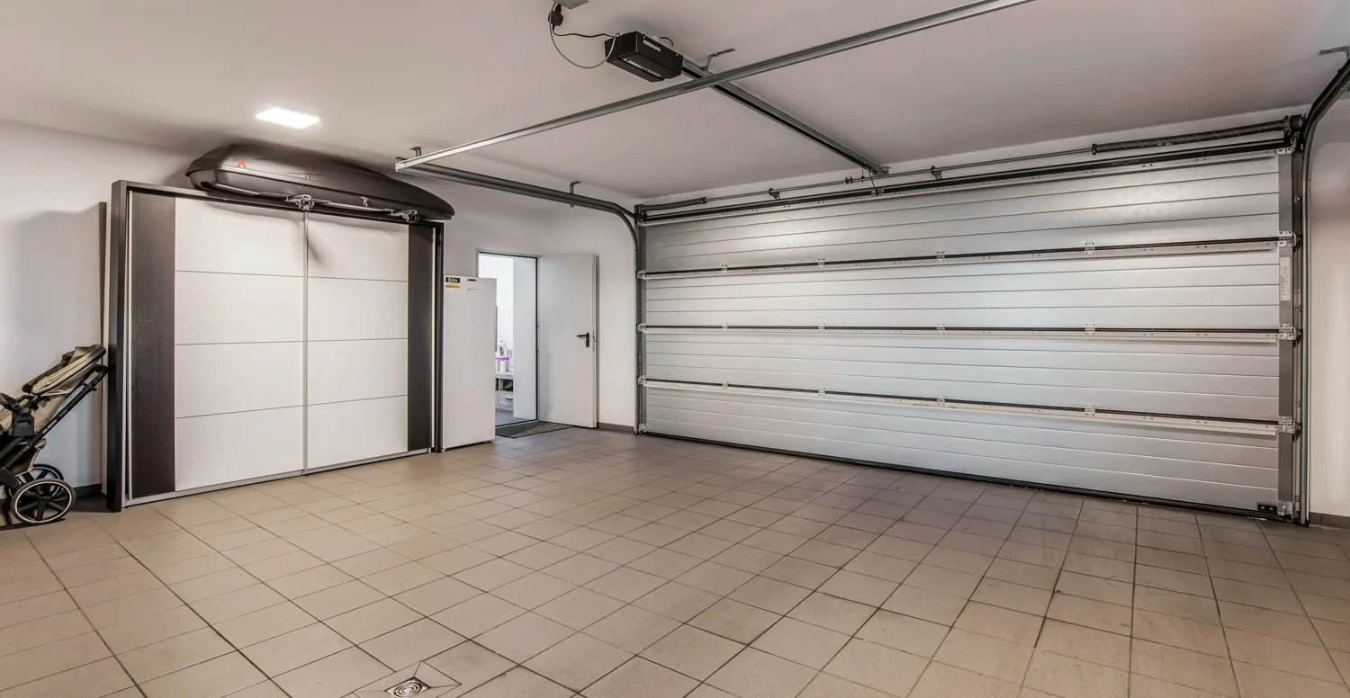 Garage (Haus EG)