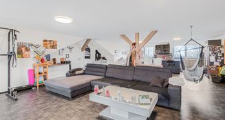 von_poll_real_estate_property_24053189.4_image_12