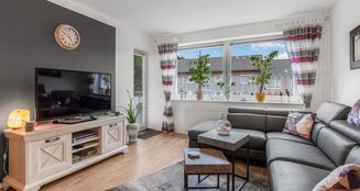 von_poll_real_estate_property_25053090_image_4