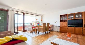 von_poll_real_estate_property_24053097.2_image_2