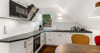 von_poll_real_estate_property_24053100.2_image_5