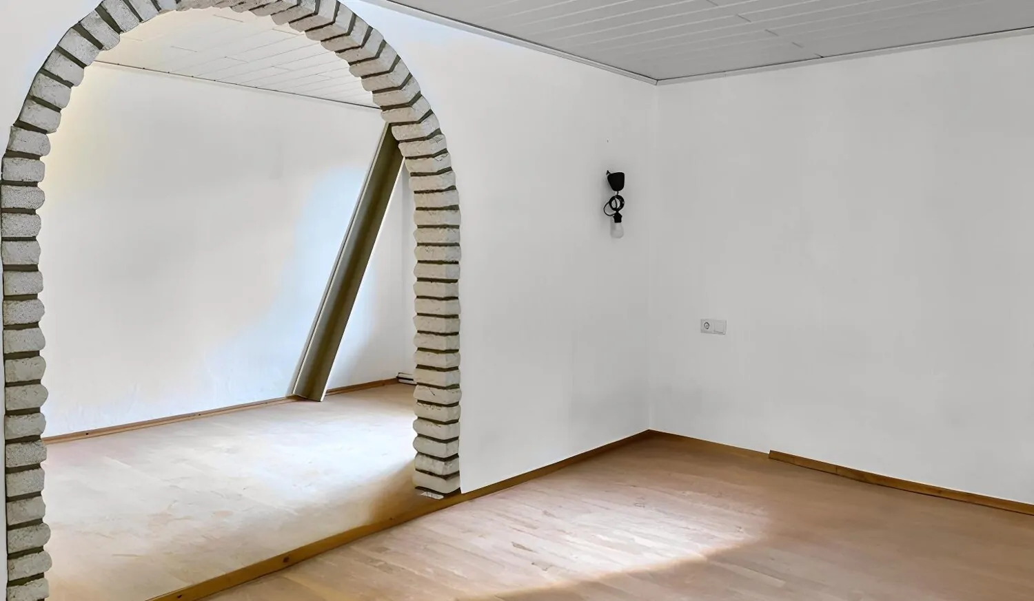 Schlafzimmer mit Ankleidezimmer Haupthaus