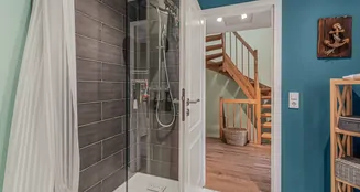 von_poll_real_estate_property_25053165_image_8