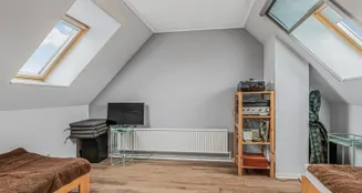 von_poll_real_estate_property_25053165_image_9