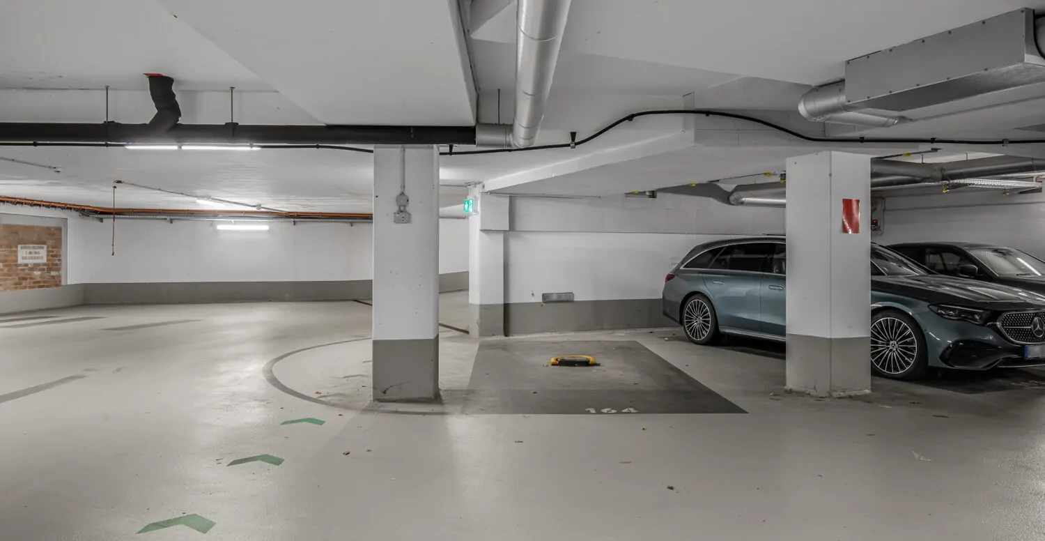 Tiefgaragenstellplatz