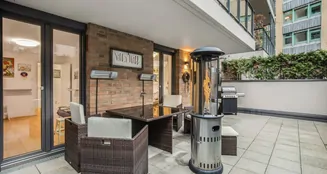 von_poll_real_estate_property_25053172_image_1