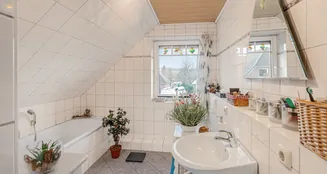 von_poll_real_estate_property_25053174_image_8