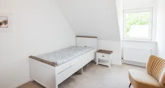 von_poll_real_estate_property_25053164_image_8